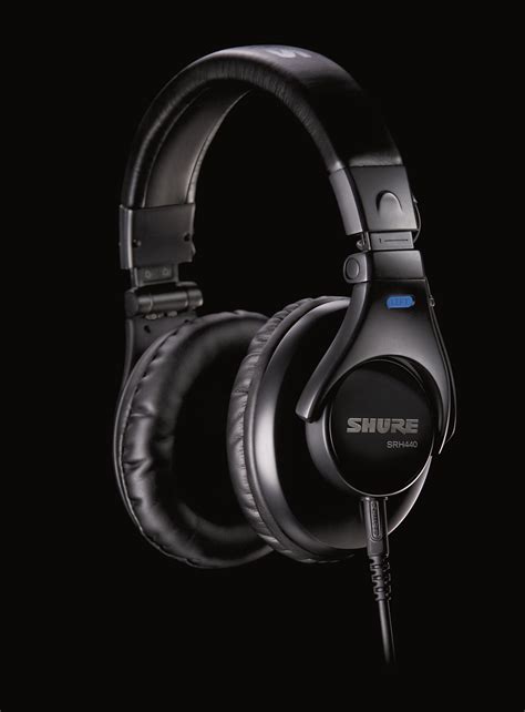 shure srh440 closed-back studio headphones